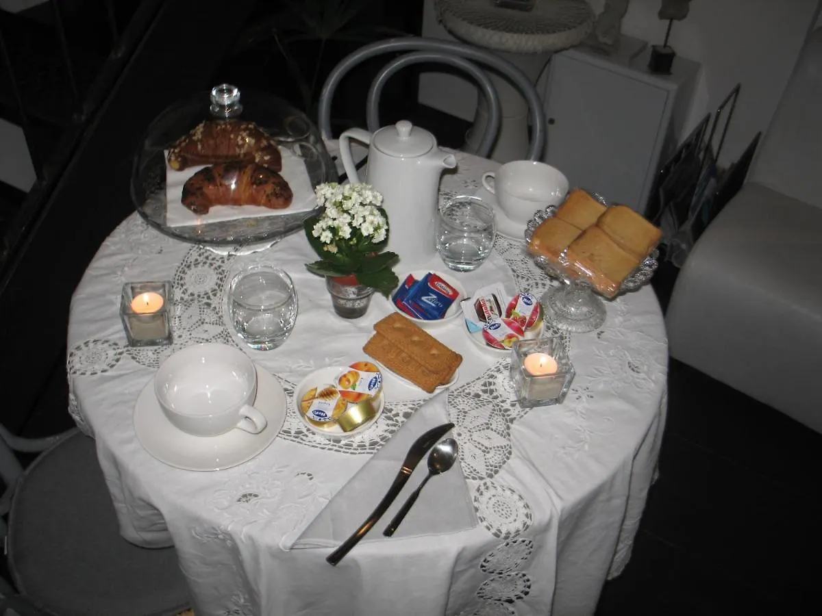 B&B Il Rustico Turate Bed & Breakfast