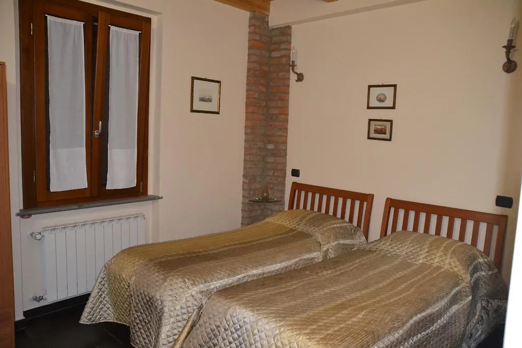 *** Bed & Breakfast B&B Il Rustico Turate Italy